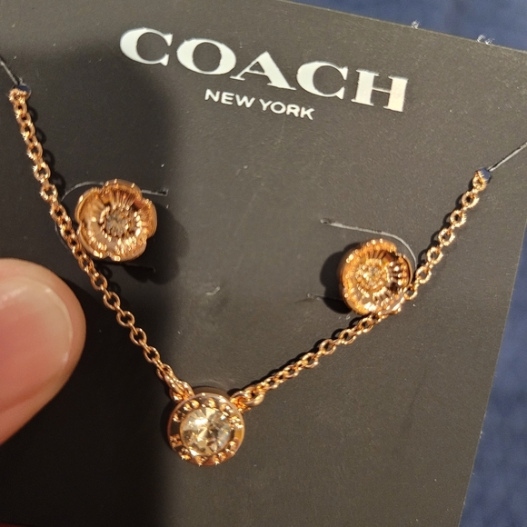 Coach open circle necklace and Tea Rose Stud Earrings - Picture 7 of 10